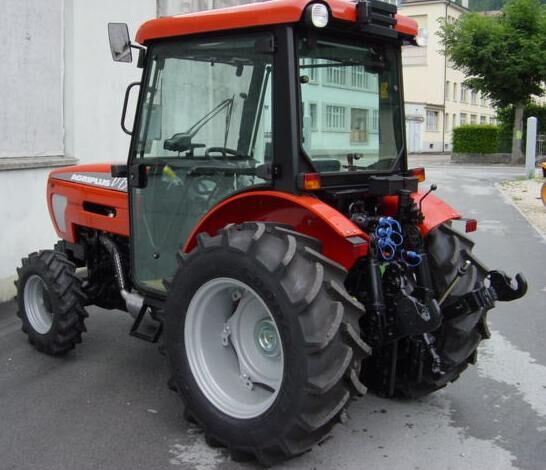 Carraro Agriplus Vigneto V85