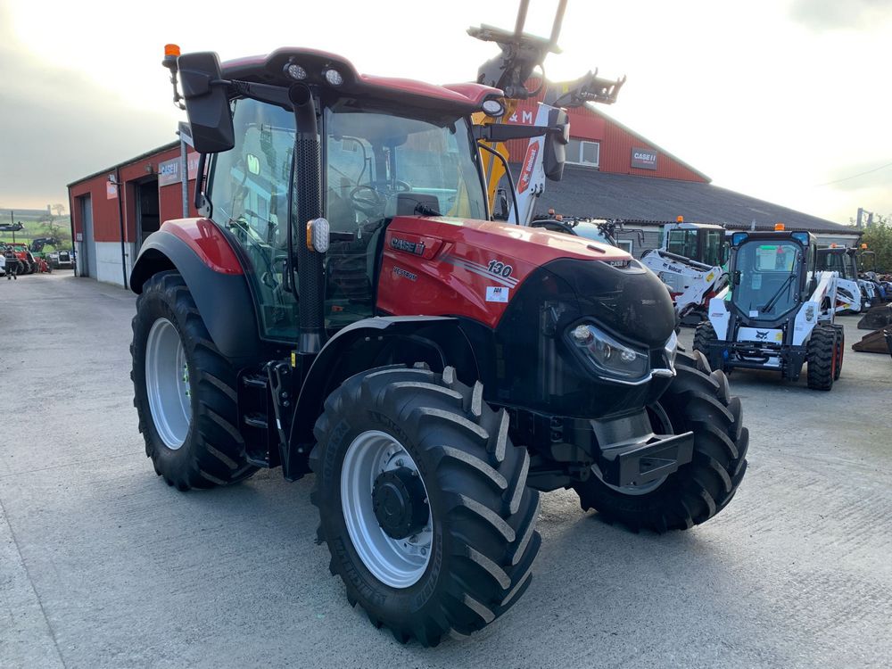 Traktorteszt: új modellek összehasonlítása gyakorlati szempontokkal 3 Case IH Vestrum 130