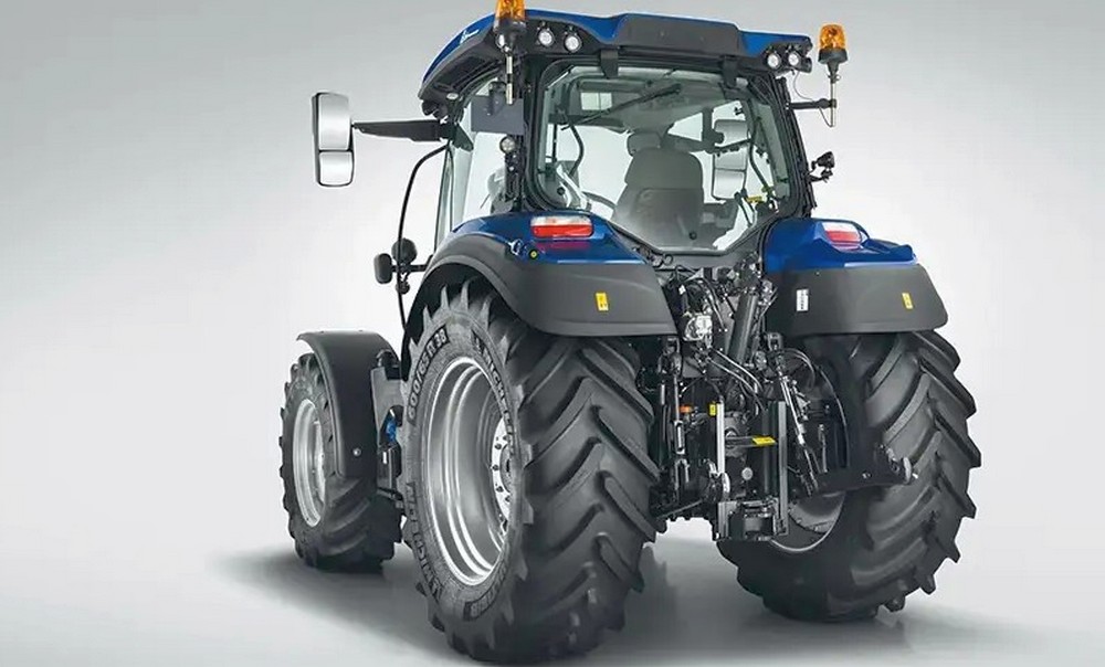 Traktorteszt: új modellek összehasonlítása gyakorlati szempontokkal 7 New Holland T5.140
